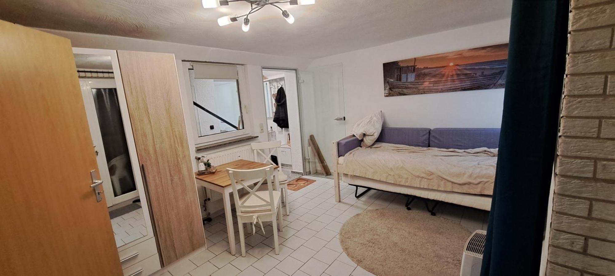 Private 1-2,5 -Zimmer-Wohnung Mit Terrasse ツュルピッヒ エクステリア 写真