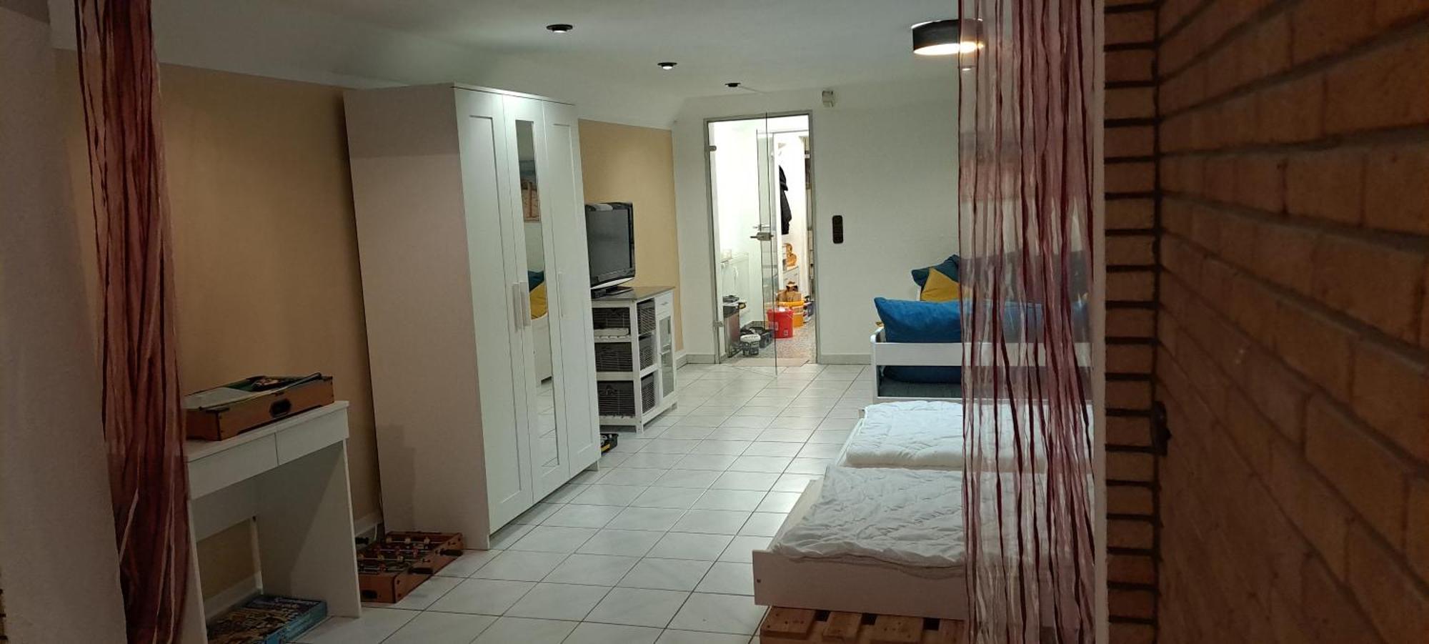 Private 1-2,5 -Zimmer-Wohnung Mit Terrasse ツュルピッヒ エクステリア 写真