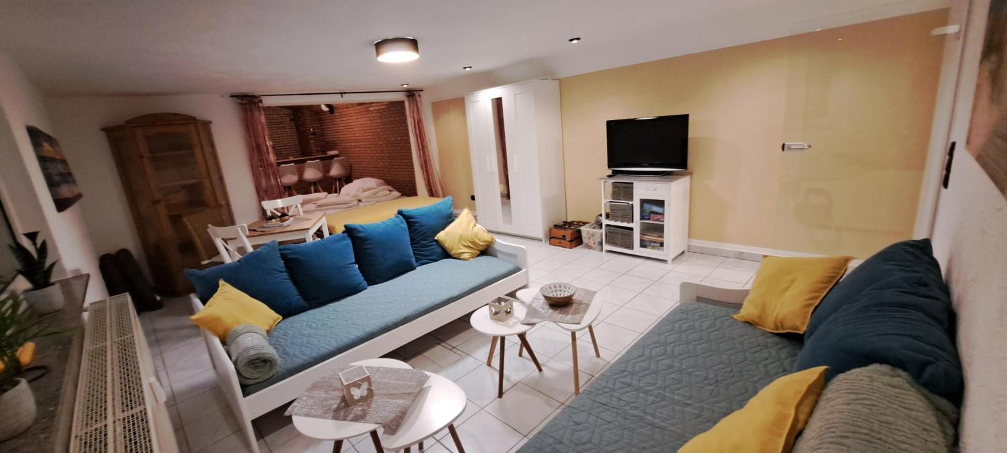 Private 1-2,5 -Zimmer-Wohnung Mit Terrasse ツュルピッヒ エクステリア 写真
