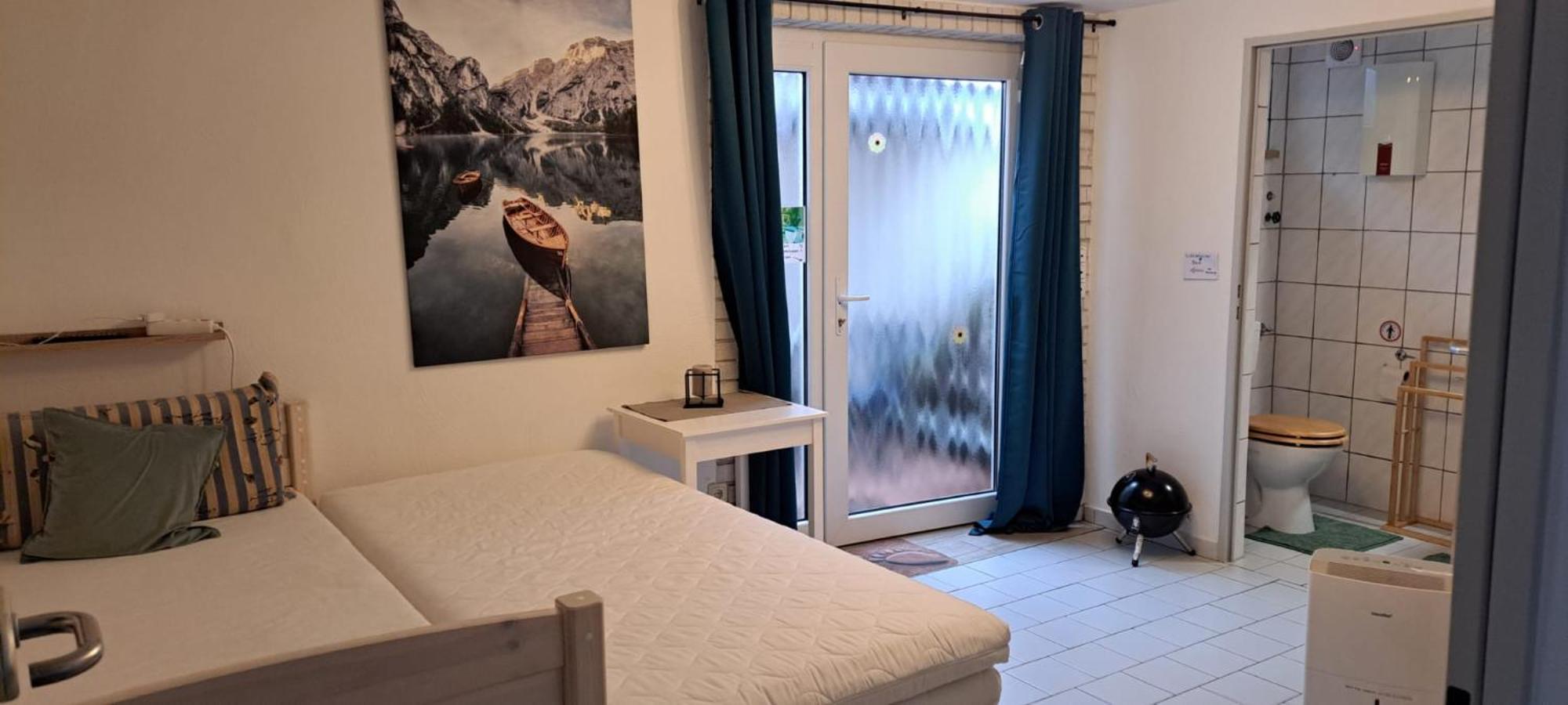 Private 1-2,5 -Zimmer-Wohnung Mit Terrasse ツュルピッヒ エクステリア 写真