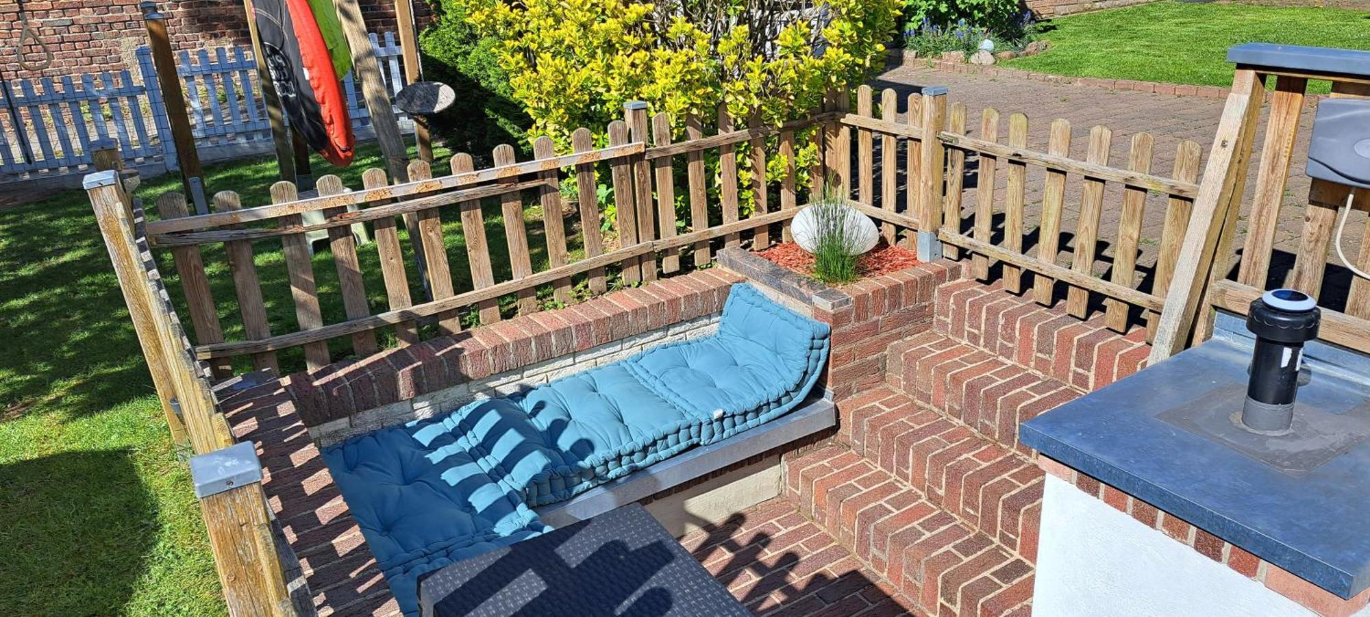 Private 1-2,5 -Zimmer-Wohnung Mit Terrasse ツュルピッヒ エクステリア 写真