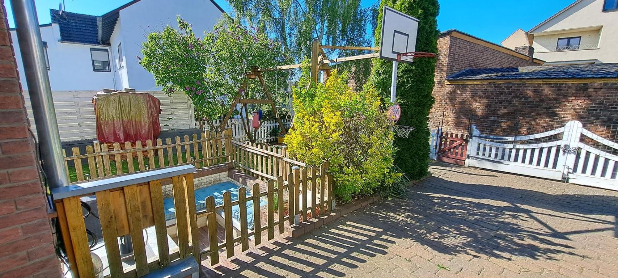 Private 1-2,5 -Zimmer-Wohnung Mit Terrasse ツュルピッヒ エクステリア 写真