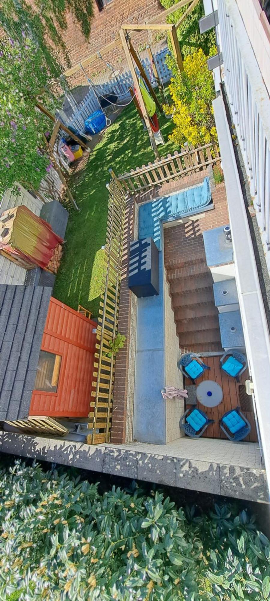 Private 1-2,5 -Zimmer-Wohnung Mit Terrasse ツュルピッヒ エクステリア 写真